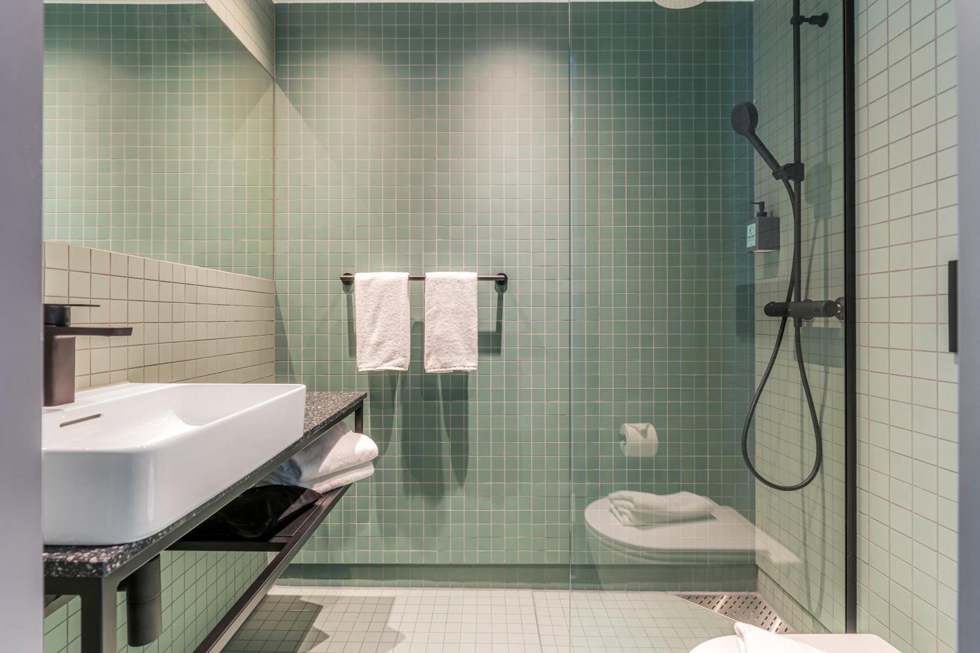 Comfort Hotel Helsinki Airport Вантаа Экстерьер фото