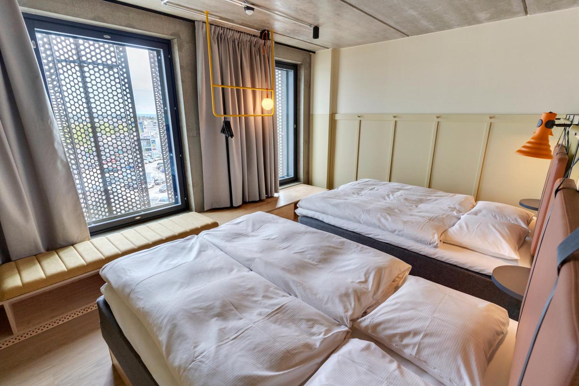 Comfort Hotel Helsinki Airport Вантаа Экстерьер фото