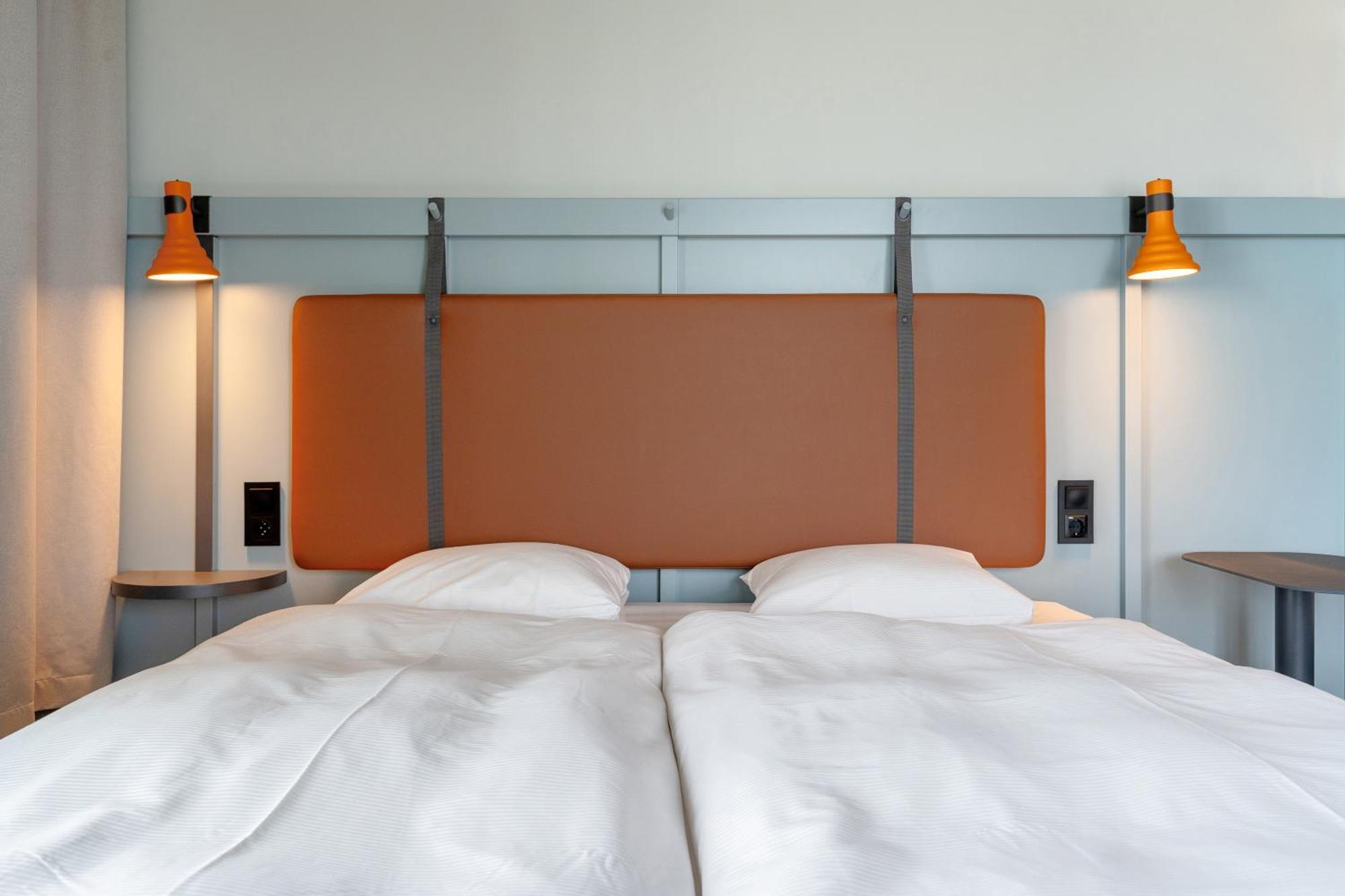Comfort Hotel Helsinki Airport Вантаа Экстерьер фото